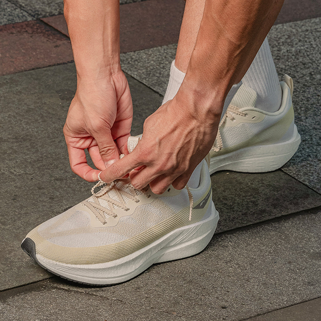 Warrior Running WR-01 Ghost Runner Cream White